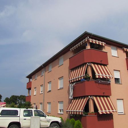 Apartment Aldo Pula Quarto foto